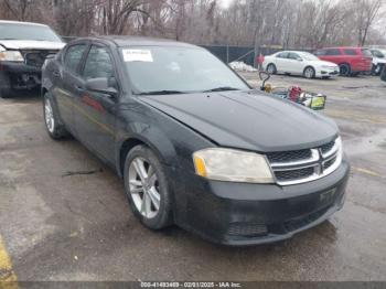  Salvage Dodge Avenger