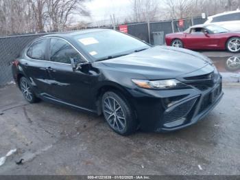  Salvage Toyota Camry