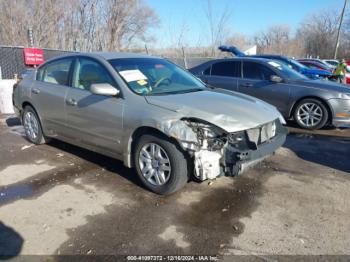  Salvage Nissan Altima