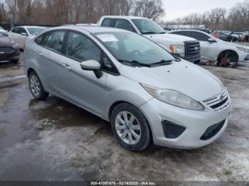  Salvage Ford Fiesta