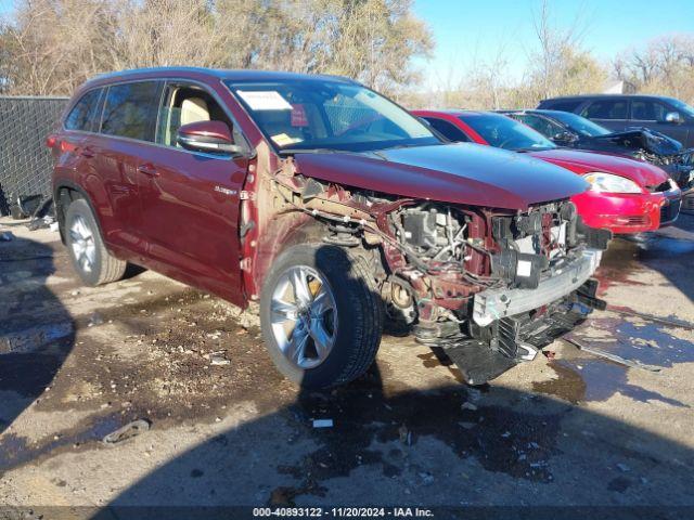  Salvage Toyota Highlander