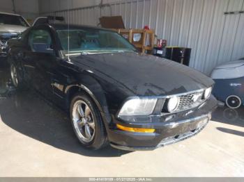  Salvage Ford Mustang