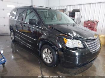  Salvage Chrysler Town & Country