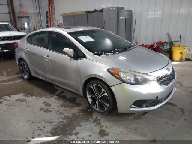  Salvage Kia Forte