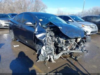  Salvage Toyota Prius