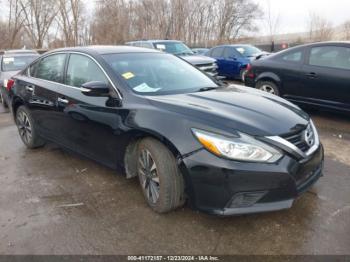  Salvage Nissan Altima