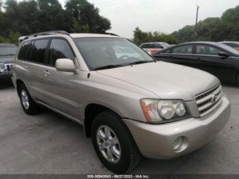  Salvage Toyota Highlander