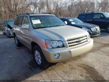  Salvage Toyota Highlander