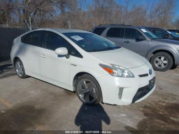  Salvage Toyota Prius