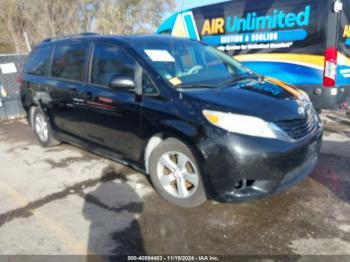  Salvage Toyota Sienna