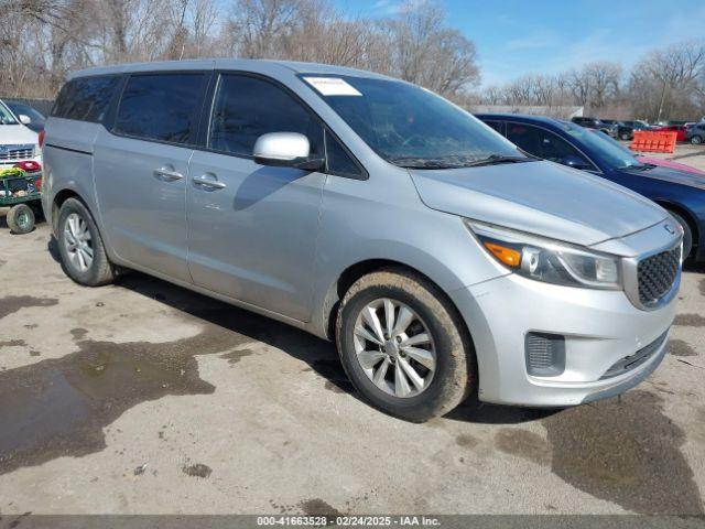  Salvage Kia Sedona