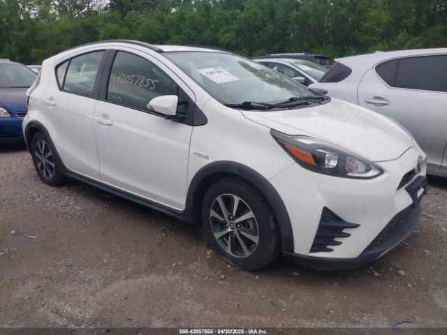  Salvage Toyota Prius c
