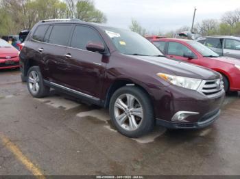  Salvage Toyota Highlander