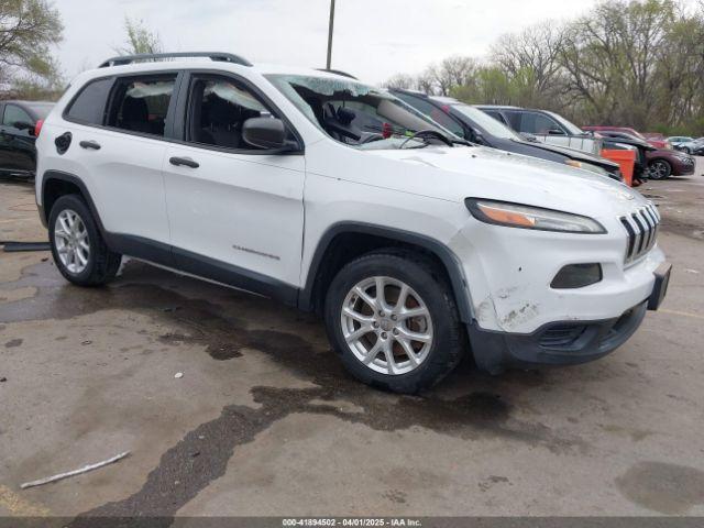  Salvage Jeep Cherokee
