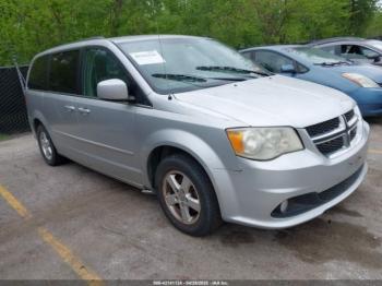  Salvage Dodge Grand Caravan
