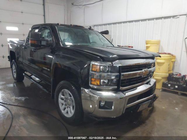  Salvage Chevrolet Silverado 2500