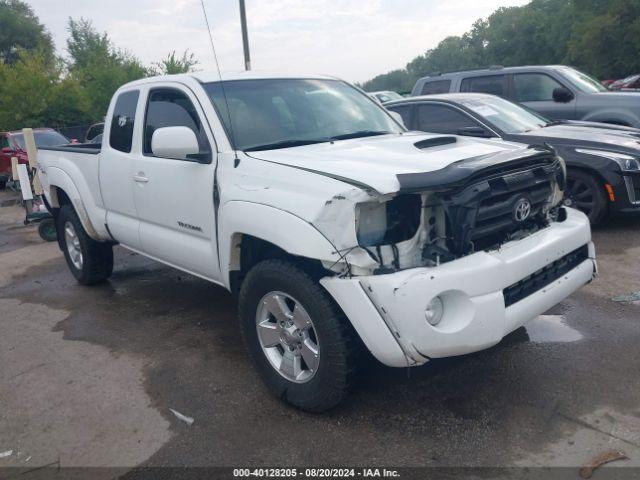  Salvage Toyota Tacoma