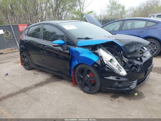  Salvage Ford Fiesta