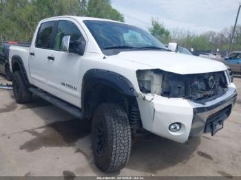 Salvage Nissan Titan