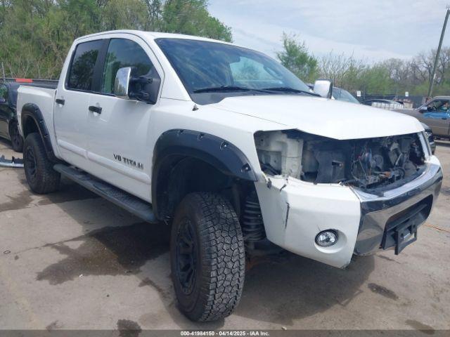  Salvage Nissan Titan