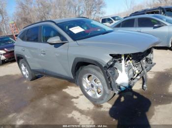  Salvage Hyundai TUCSON
