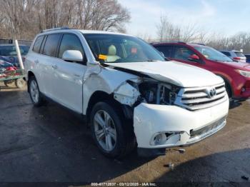  Salvage Toyota Highlander