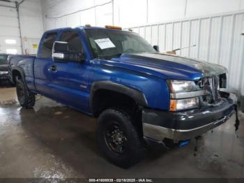  Salvage Chevrolet Silverado 2500