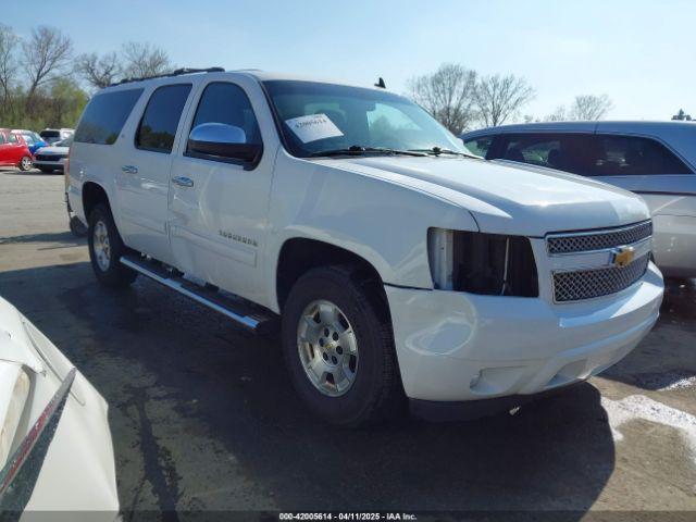  Salvage Chevrolet Suburban 1500
