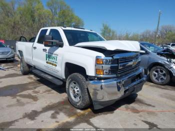  Salvage Chevrolet Silverado 2500