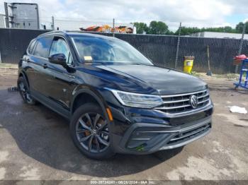  Salvage Volkswagen Tiguan