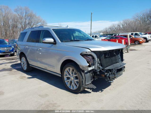  Salvage Ford Expedition