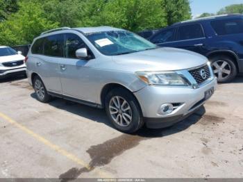  Salvage Nissan Pathfinder