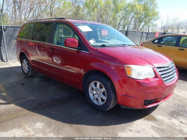  Salvage Chrysler Town & Country