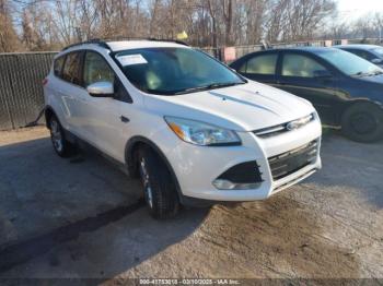  Salvage Ford Escape