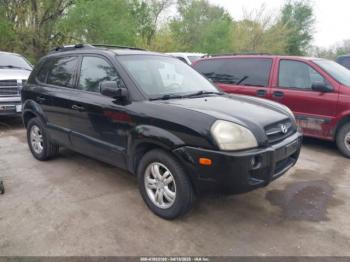  Salvage Hyundai TUCSON