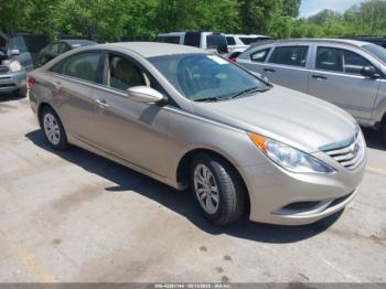  Salvage Hyundai SONATA