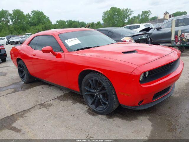  Salvage Dodge Challenger