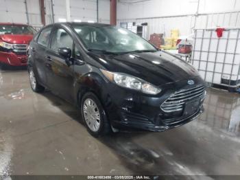  Salvage Ford Fiesta