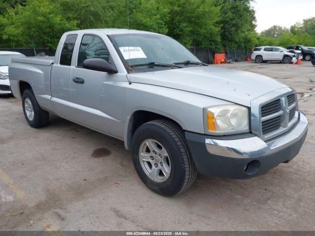  Salvage Dodge Dakota