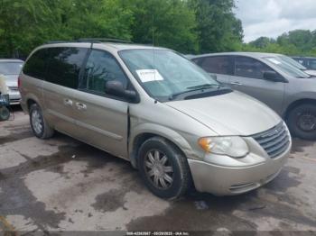  Salvage Chrysler Town & Country