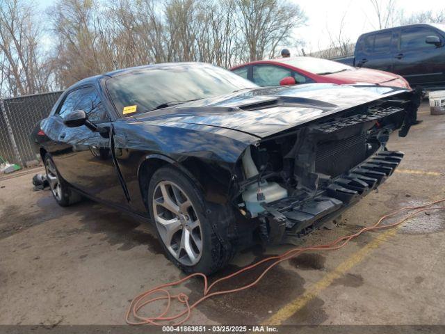  Salvage Dodge Challenger