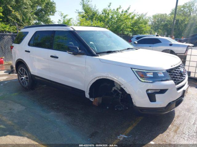  Salvage Ford Explorer