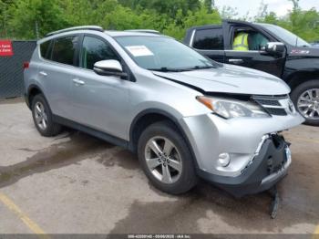  Salvage Toyota RAV4