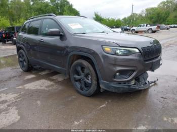  Salvage Jeep Cherokee