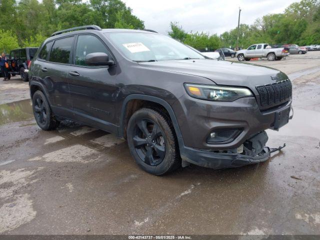  Salvage Jeep Cherokee