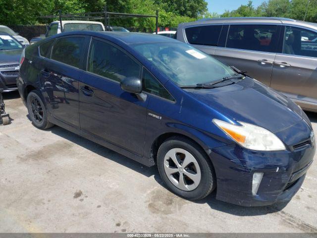  Salvage Toyota Prius