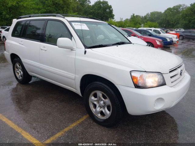  Salvage Toyota Highlander