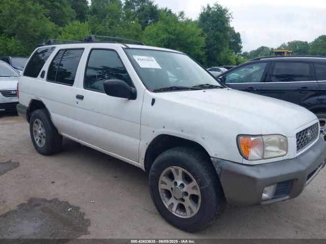  Salvage Nissan Pathfinder