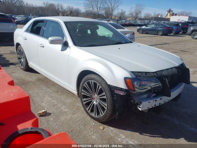  Salvage Chrysler 300