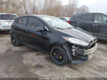  Salvage Ford Fiesta